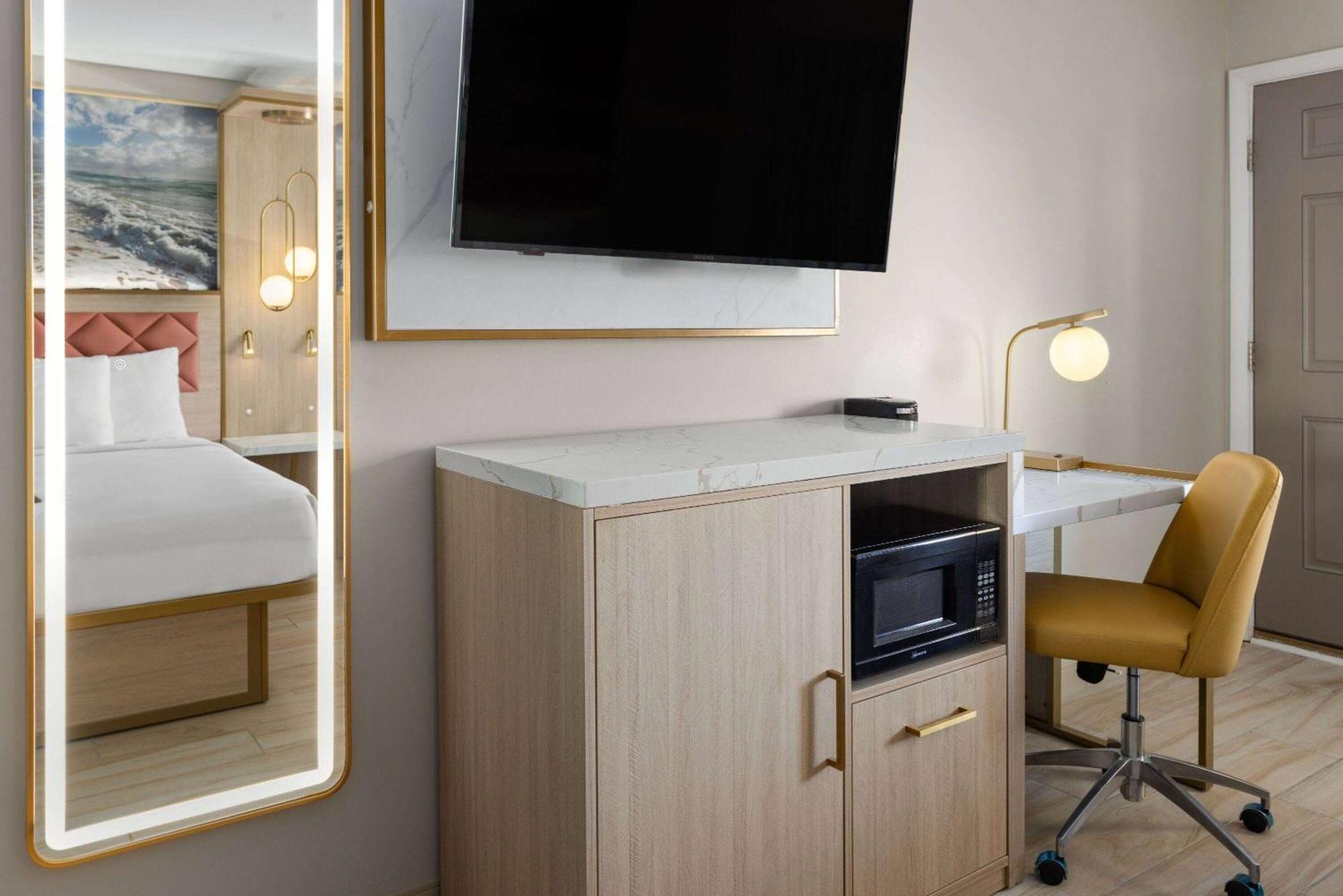 The Vibes Hotel, Trademark Collection By Wyndham 와일드우드 외부 사진